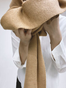 司泊服裝訂製,服飾配件訂製 針織圍巾給您溫暖舒適的感受 我們的新創品牌服裝訂製